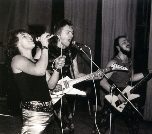 Фото с выступления группы Э.с.т , Пост И 99% В КИНОТЕАТРЕ Солнцево