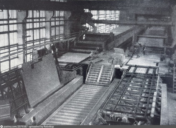 На конвейерных линиях Востряковского завода железобетонных конструкций ДСК-3